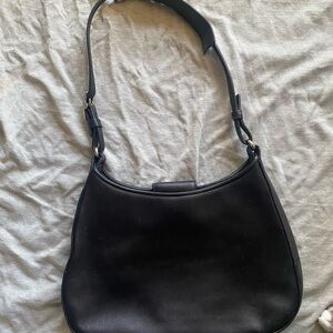 Coach Classic Black Leather Shoulder Bag